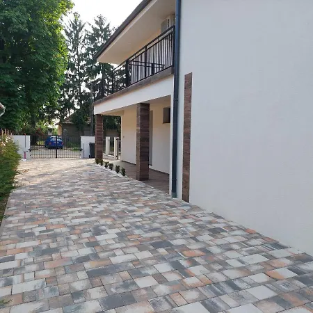 Sweet Apartman Balatonszarszo